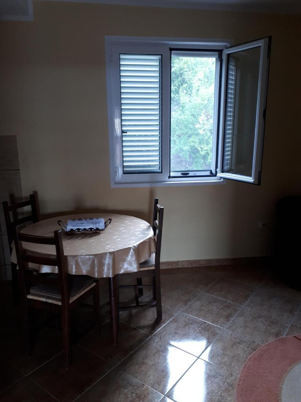 Apartment Dubrava Тиват Екстер'єр фото