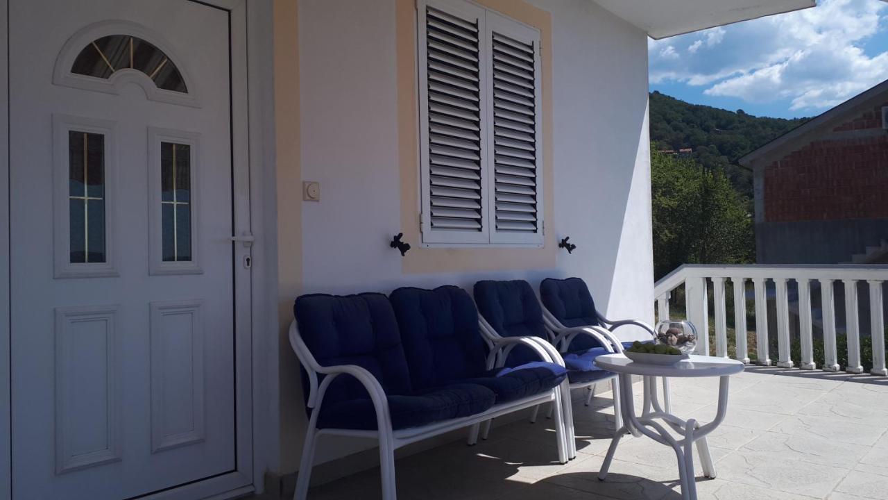 Apartment Dubrava Тиват Екстер'єр фото